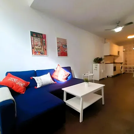 La Caramba Amplio Apartamento En La Playa Malaga Exterior photo